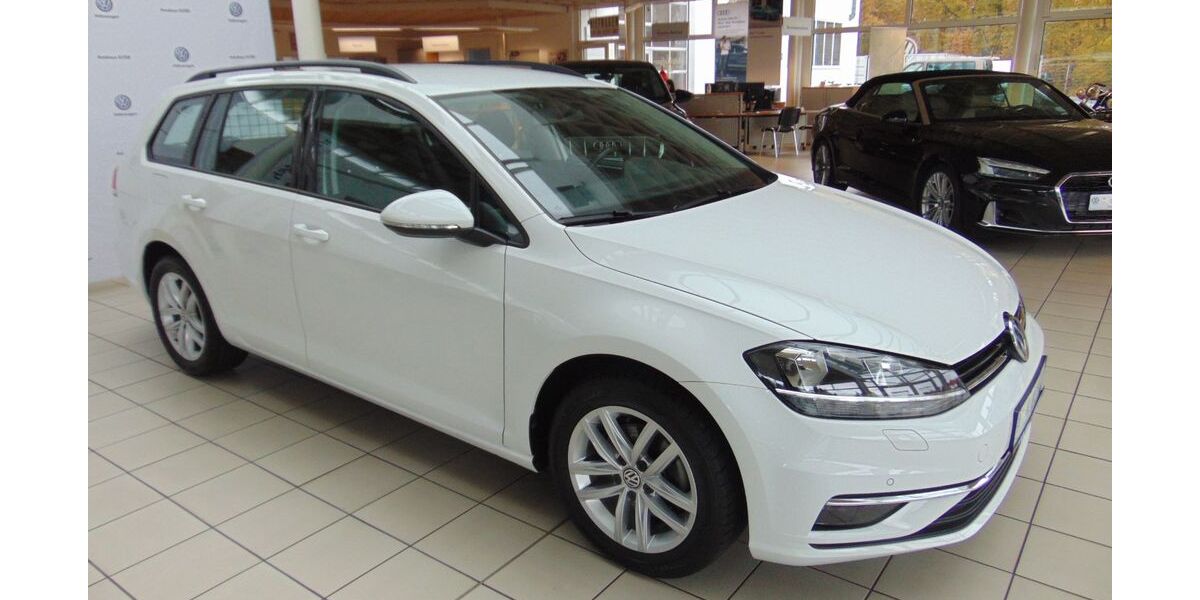 VW Golf 49.354 km 16.990 &euro; Lauta 02991
