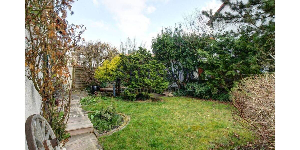 Reihenmittelhaus Eching - 6 Zimmer, 181 m&sup2;, 730.000&euro; | Angebot:25985196