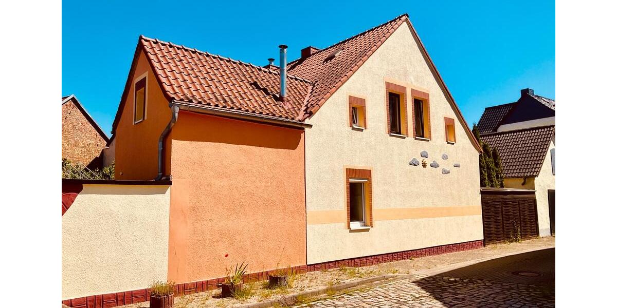 Mehrfamilienhaus, Wohnhaus Barleben - 6 Zimmer, 212 m&sup2;, 244.790&euro; | Angebot:26718205