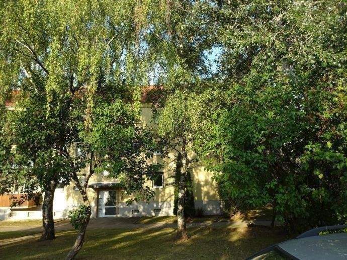 Etagenwohnung Seegebiet Mansfelder Land Röblingen am See - 2 Zimmer, 50 m&sup2;, 325&euro; | Angebot:25568471