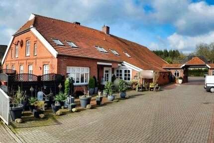 Haus Aurich Georgsfeld und Tannenhausen - 6 Zimmer, 230 m&sup2;, 698.000&euro; | Angebot:21796096