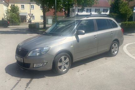 Skoda Fabia 182.000 km 3.333 &euro; Penzing 86929