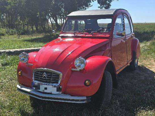 Citroen 2CV 89.900 km 8.499 € Löf 56332