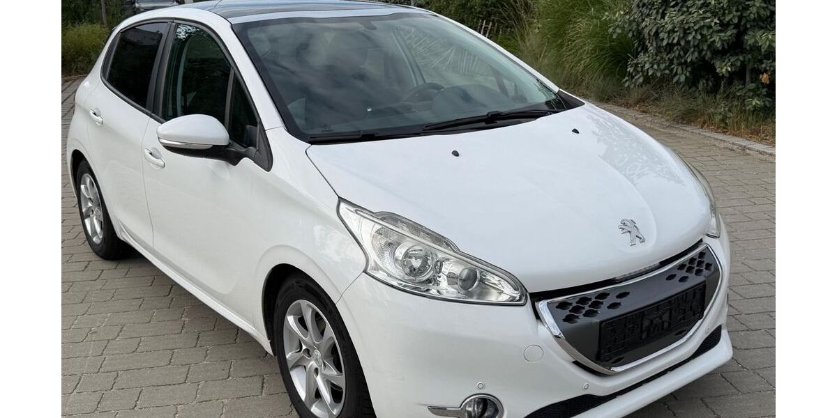 Peugeot 208 112.000 km 4.700 &euro; Ingolstadt 85051