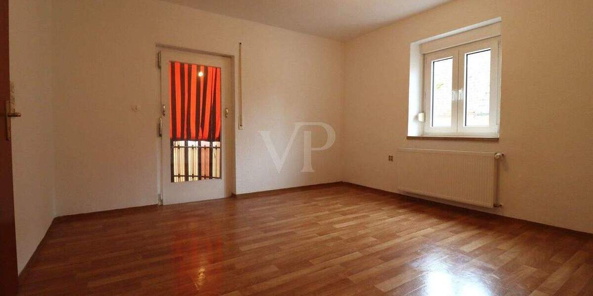 Mehrfamilienhaus, Wohnhaus Bechhofen - 8 Zimmer, 232 m&sup2;, 579.000&euro; | Angebot:24543836