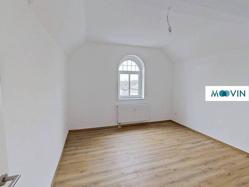 Bezaubernde und frisch modernisierte 3-Zimmer-AltbauWohnung mit Tageslichtbad