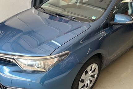 Toyota Auris 108.658 km 7.990 &euro; LEONBERG 71229