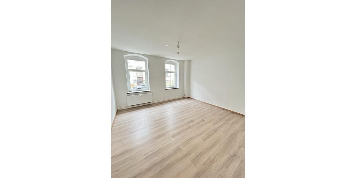 Etagenwohnung Mittweida - 1 Zimmer, 37 m&sup2;, 295&euro; | Angebot:25418302