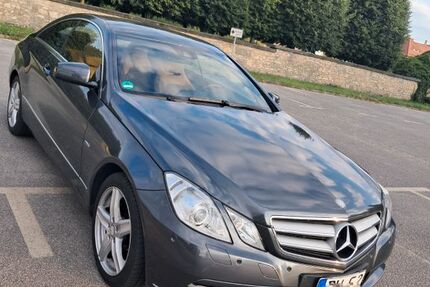 Mercedes-Benz 250 189.000 km 11.999 &euro; Heidenau 01809