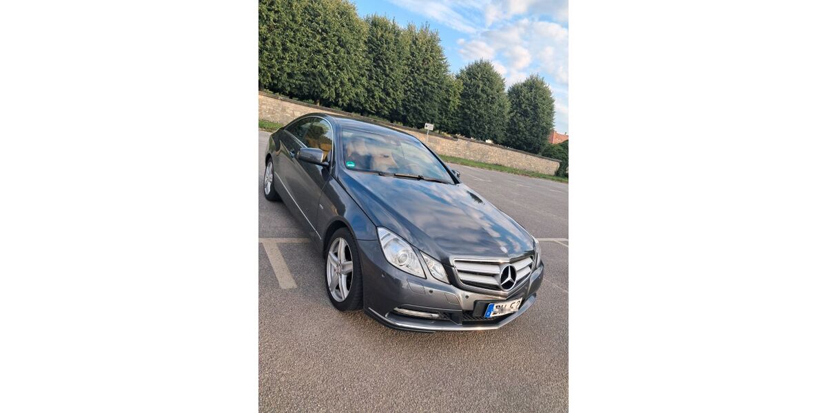 Mercedes-Benz 250 189.000 km 11.999 &euro; Heidenau 01809