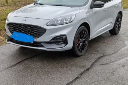 Ford Kuga 17.800 km 31.990 &euro; Überherrn 66802