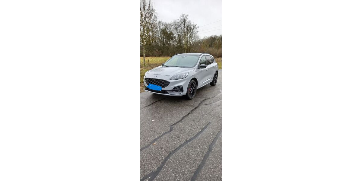 Ford Kuga 17.800 km 31.990 &euro; Überherrn 66802