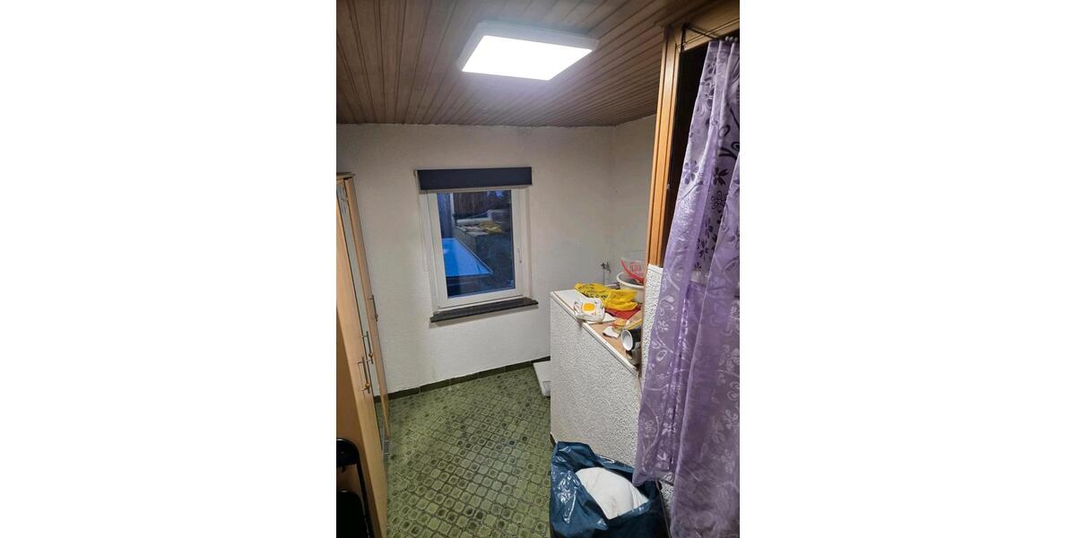 Etagenwohnung Überherrn - 4 Zimmer, 87 m&sup2;, 1.150&euro; | Angebot:25445286