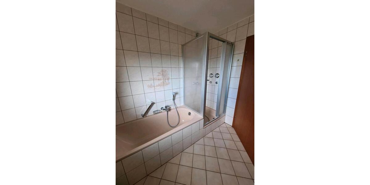 Etagenwohnung Bad Mergentheim - 2 Zimmer, 64 m&sup2;, 520&euro; | Angebot:26321301