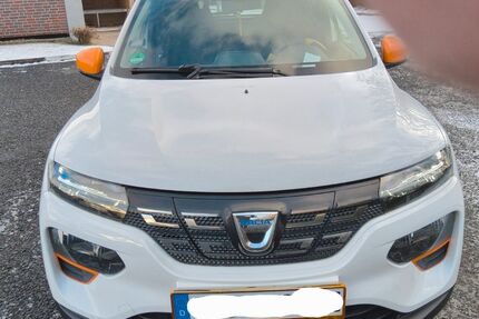 Dacia Spring 29.500 km 7.500 &euro; Staufenberg 34355