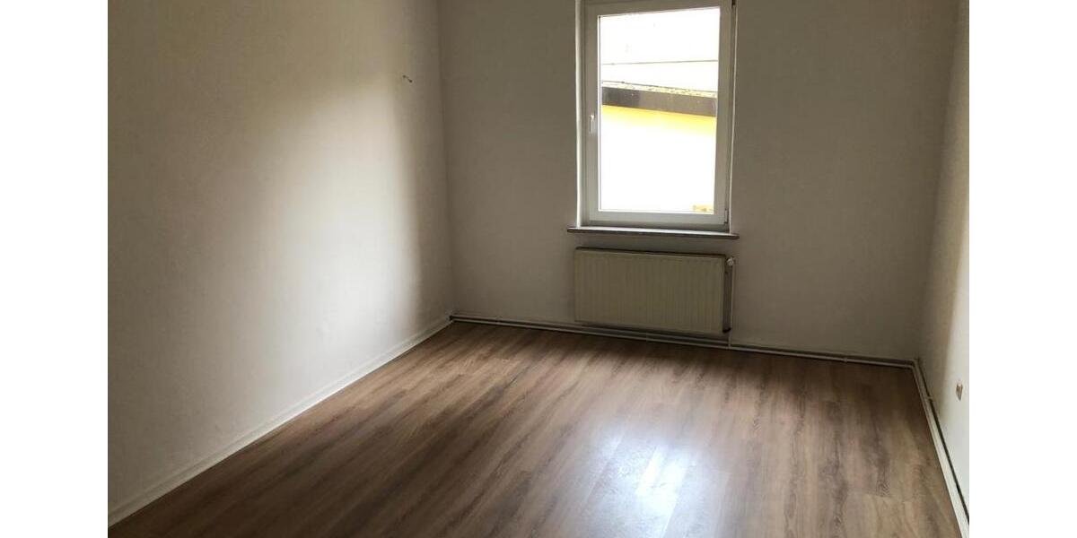 Erdgeschoßwohnung Northeim - 3 Zimmer, 92 m&sup2;, 690&euro; | Angebot:26329685