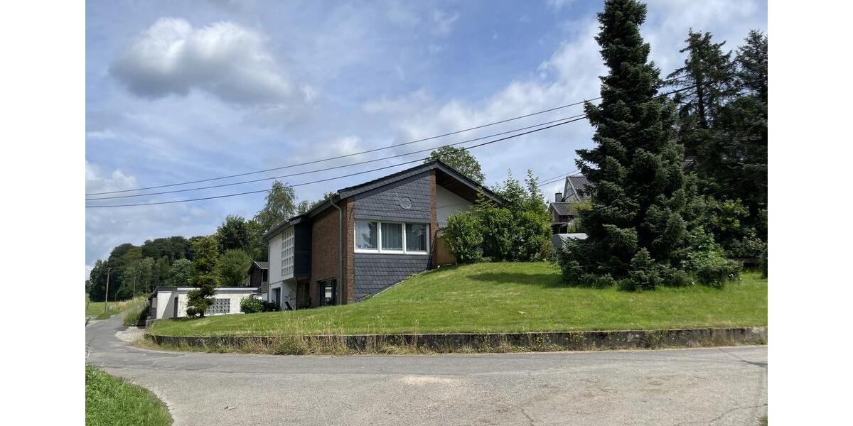 Einfamilienhaus Bergisch Gladbach - 3 Zimmer, 115 m&sup2;, 1.600&euro; | Angebot:26670208
