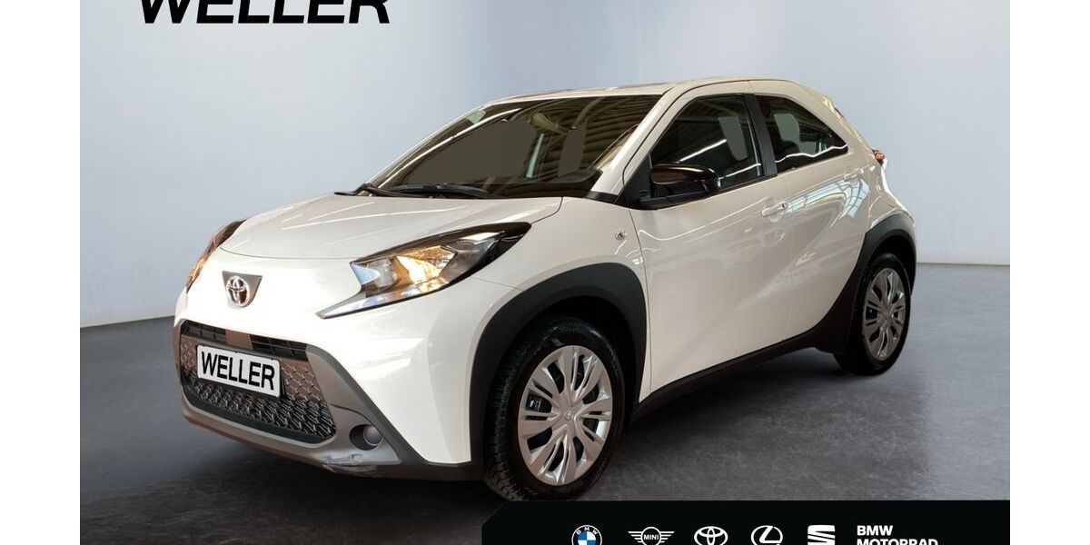 Toyota Aygo (X) 14.577 km 13.990 &euro; Osnabrück 49090