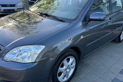 Toyota Corolla 150.000 km 4.900 &euro; Singen 78224
