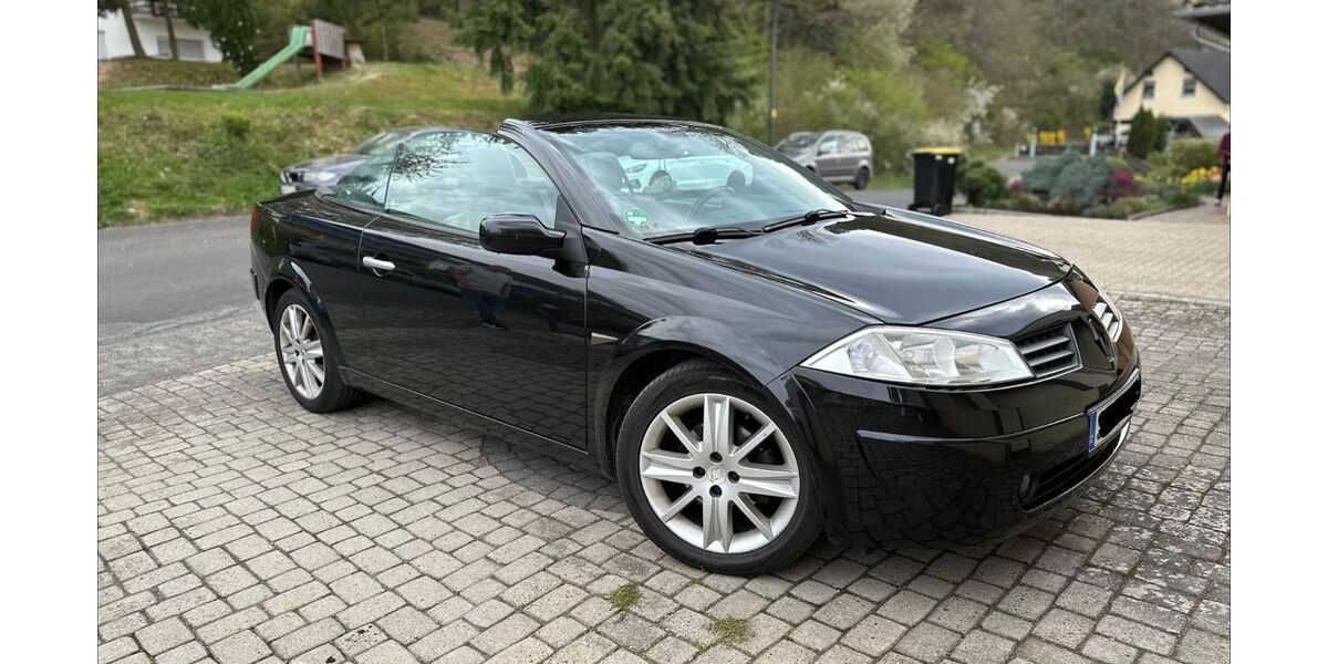 Renault Megane 109.800 km 3.200 &euro; Aarbergen 65326