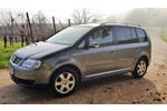 VW Touran 156.000 km 5.500 &euro; Bötzingen 79268