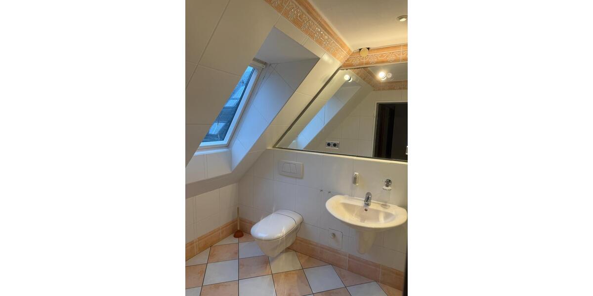 Dachgeschoßwohnung Kaltenkirchen - 2 Zimmer, 71 m&sup2;, 850&euro; | Angebot:25933900