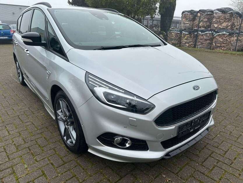 S-Max