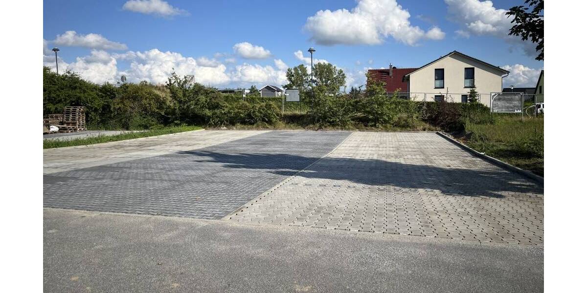 Etagenwohnung Arnsdorf - 2 Zimmer, 45 m&sup2;, 600&euro; | Angebot:25749166