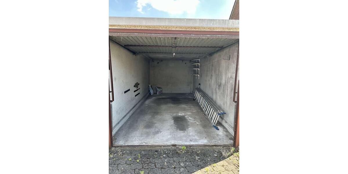 Reihenhaus Meerbusch Kierst - 5.5 Zimmer, 120 m&sup2;, 1.880&euro; | Angebot:24851141