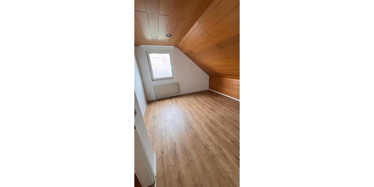 Dachgeschoßwohnung Melle Bruchmühlen - 3 Zimmer, 84 m&sup2;, 950&euro; | Angebot:26671634
