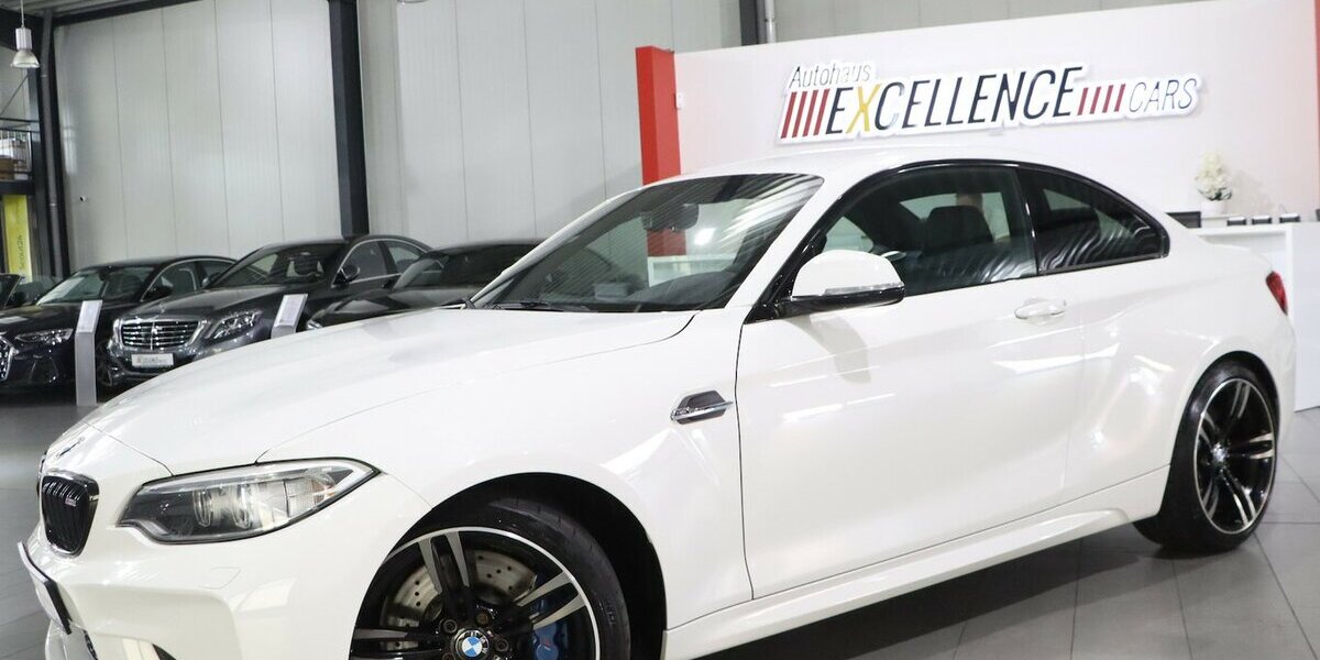 BMW M2 Coupe DKG / BI-XENON, LEDER, NAVI-PRO+KAMERA 90.000 km 35.992 € Hamm 59077