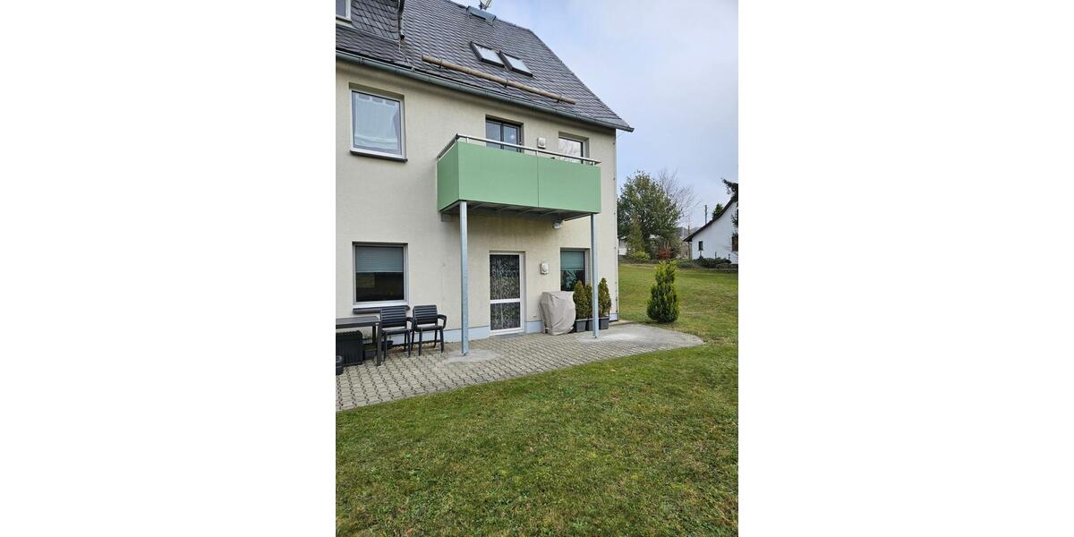 Komfortable sonnige Wohnung mit Balkon und Garage in Weifa zimmer