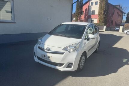 Toyota Verso-S
