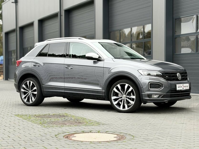 VW T-Roc R-line / IQ / Panorama / Virtual Cockpit 45.000 km 25.390 € Mönchengladbach 41066