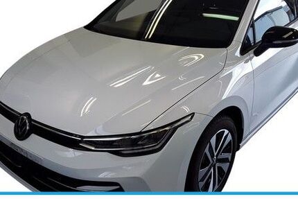 VW Golf 3.300 km 27.940 &euro; Bad Homburg 61348