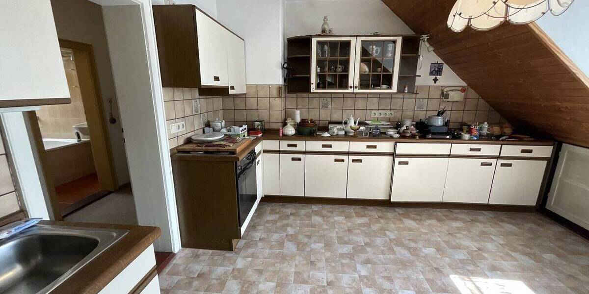 Mehrfamilienhaus, Wohnhaus Döbern - 8 Zimmer, 270 m&sup2;, 269.000&euro; | Angebot:26220354