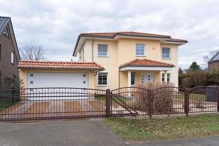 Haus zum Kaufen in Teltow 1.300.000 € 171 m² 5 zimmer