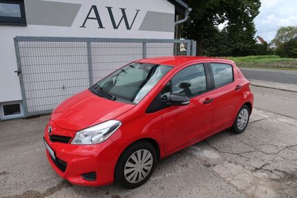 Toyota Yaris 125.000 km 4.550 &euro; Groß Oesingen 29393