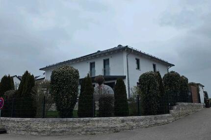 Haus Beilngries - 5 Zimmer, 141 m&sup2;, 690.000&euro; | Angebot:26165382