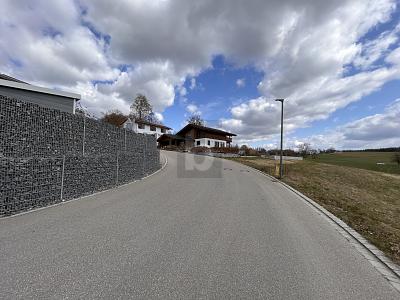 PERFEKTE BALANCE AUS RUHE UND INFRASTRUKTUR - Grundstück Taufkirchen (Vils) | Angebot:26421167
