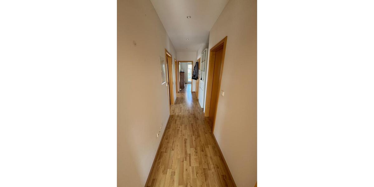 Einfamilienhaus Malschwitz - 7 Zimmer, 186 m&sup2;, 420.000&euro; | Angebot:26093834