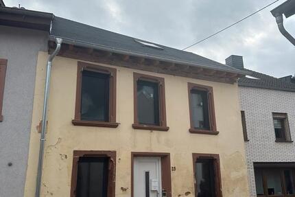 Haus Tawern - 5 Zimmer, 159 m&sup2;, 149.000&euro; | Angebot:23794637