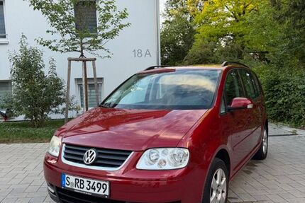 VW Touran 168.000 km 3.199 &euro; Stuttgart 70435