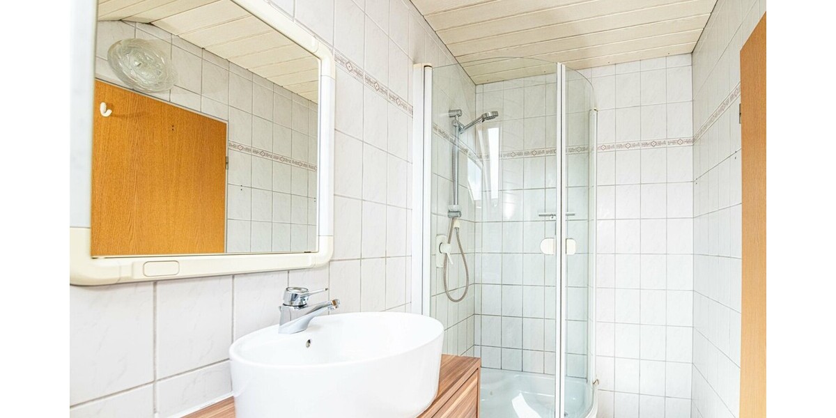 Charmantes Reihenmittelhaus mit eingewachsenen Garten in ruhiger Wohnlage - Reihenmittelhaus Amberg | Angebot:26948784