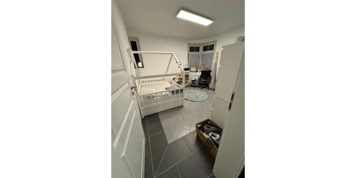 Etagenwohnung Bad Liebenstein - 4 Zimmer, 100 m&sup2;, 1.050&euro; | Angebot:25340222