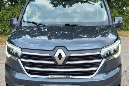 Renault Trafic 32.000 km 41.300 € Oberschneiding 94363