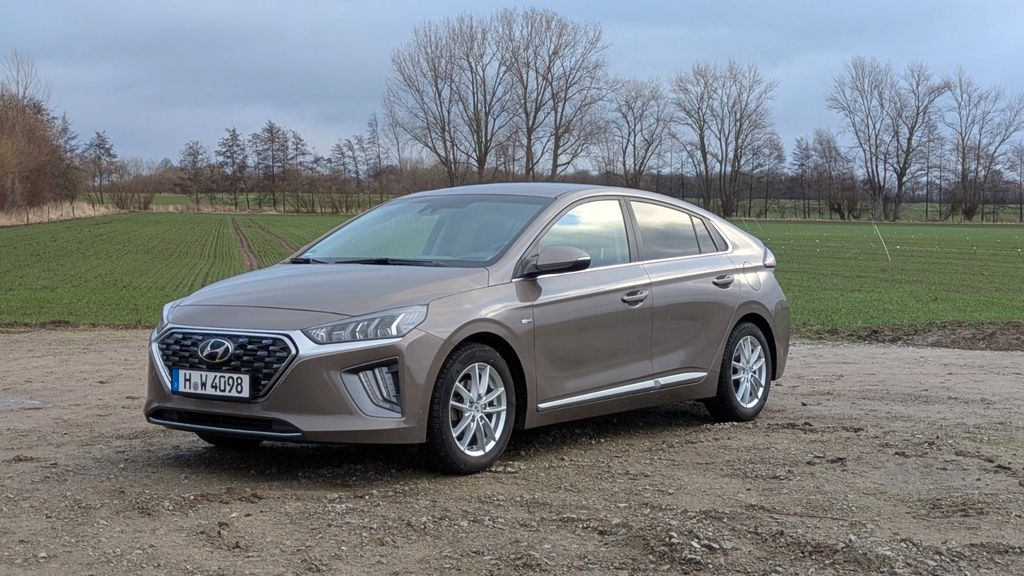 Hyundai IONIQ 90.999 km 13.499 &euro; Pattensen 30982