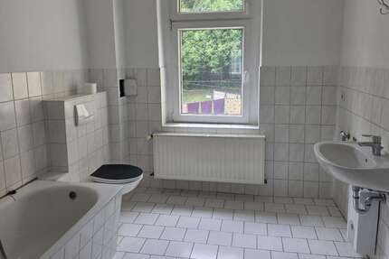 Wohnung Waldheim - 5 Zimmer, 112 m&sup2;, 549&euro; | Angebot:26689534