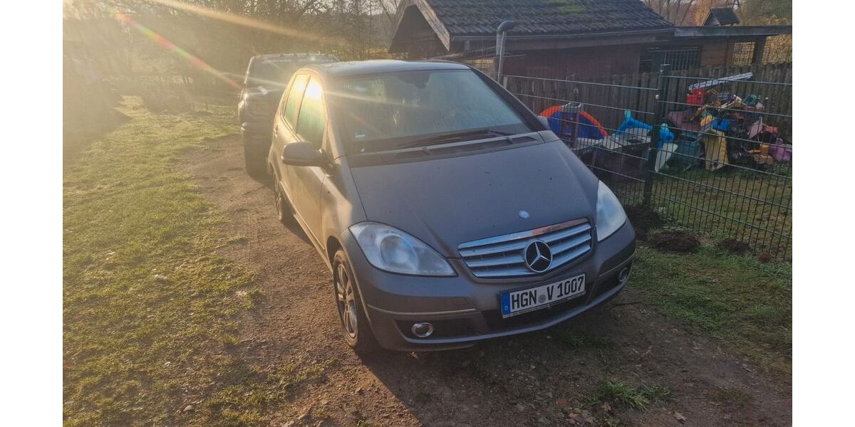 Mercedes-Benz A 180 174.320 km 3.700 &euro; Bobzin 19230