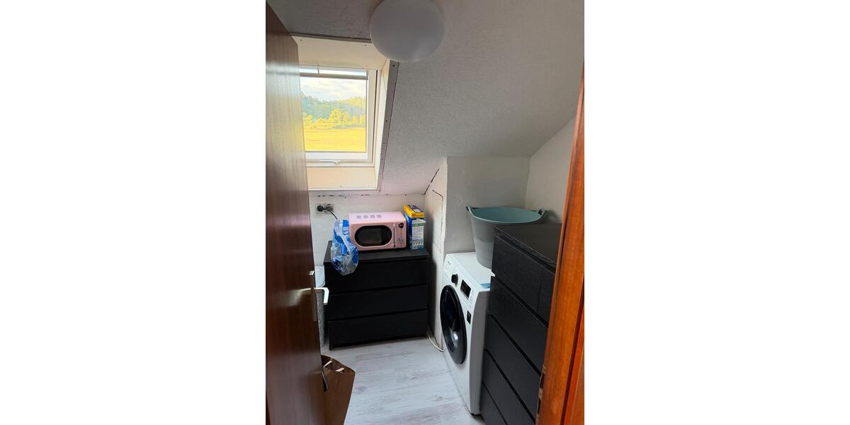 Dachgeschoßwohnung Oberrot - 3 Zimmer, 73 m&sup2;, 800&euro; | Angebot:26671442